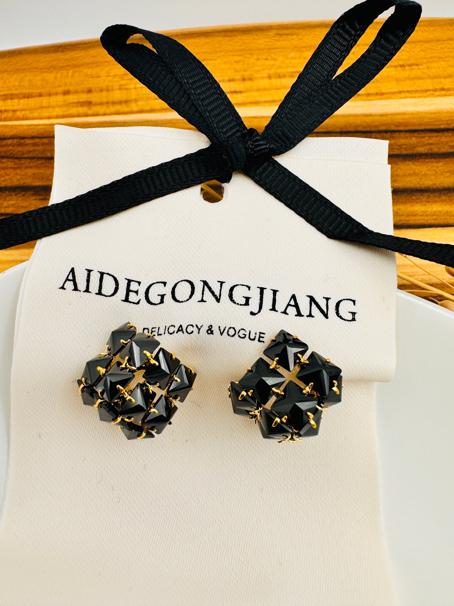 Gold Color Black Cluster of Flower Petals with Sterling Silver Stud Earrings for Women Fashion