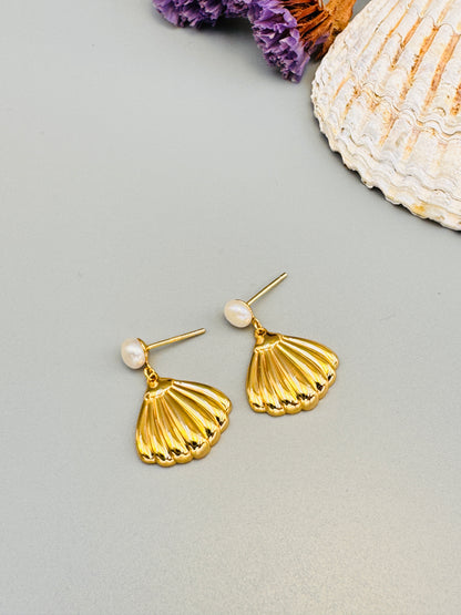 Seashell Serenade Sterling Silver Pearl Set.Sterling silver gold plated